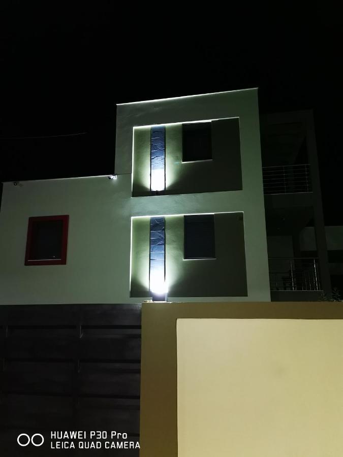 Néa Péramos Pall'S Minimal Apartment מראה חיצוני תמונה